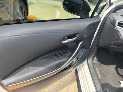 Used 2022 Toyota Corolla SE FWD image 29