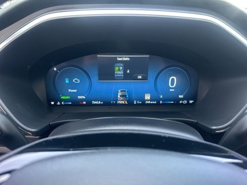 Used 2025 Ford Escape SE w/ PHEV Premium Package FWD image 24