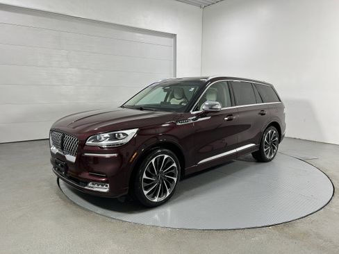 Used 2021 Lincoln Aviator Black Label w/ Dynamic Handling Package image 17