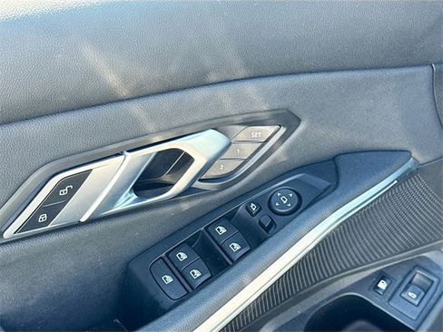 Used 2021 BMW 330e xDrive 330e xDrive w/ Premium Package image 20