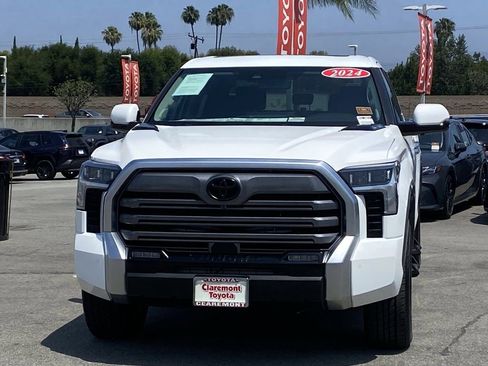 Used 2024 Toyota Tundra Limited AWD/4WD image 45