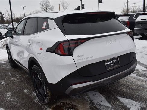 New 2026 Kia Sportage EX image 6