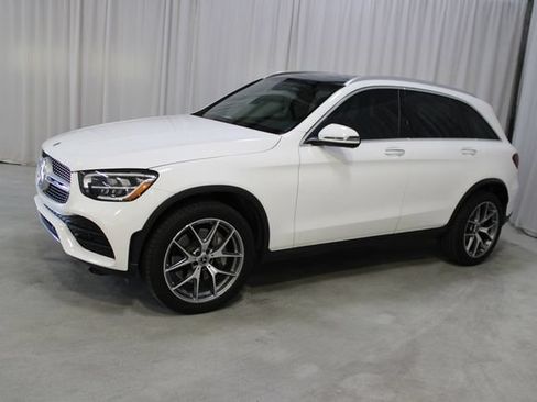 Used 2020 Mercedes-Benz GLC 300 4MATIC image 28