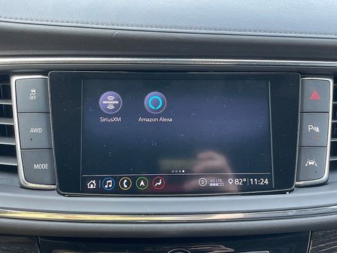 Used 2021 Buick Enclave Avenir w/ Avenir Technology Package image 22