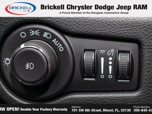 New 2026 Chrysler Pacifica Select w/ S Appearance Package image 27