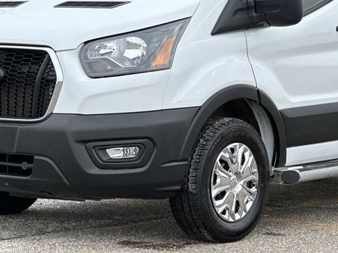 Used 2024 Ford Transit 250 Low Roof w/ Exterior Upgrade Package image 7