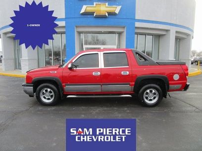 Used 2005 Chevrolet Avalanche Z66 w/ Sun And Sound Package