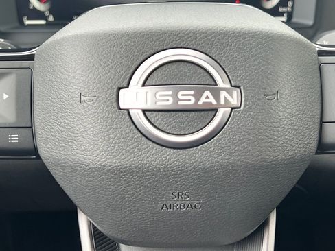 Certified 2026 Nissan Rogue Platinum AWD/4WD image 5