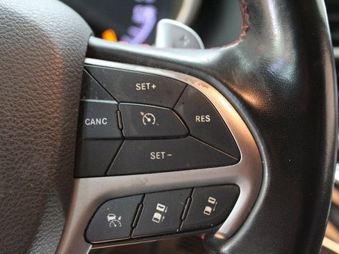 Used 2021 Jeep Grand Cherokee Trailhawk w/ Trailhawk Luxury Group image 17