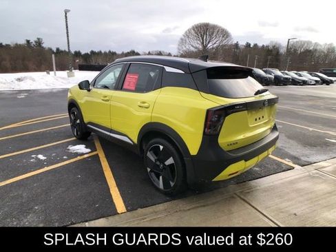 Certified 2025 Nissan Kicks SR image 4