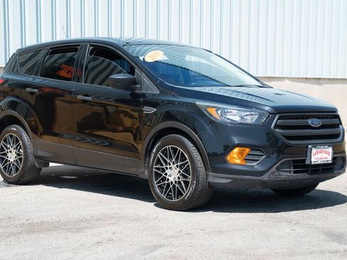 Used 2019 Ford Escape S FWD image 5