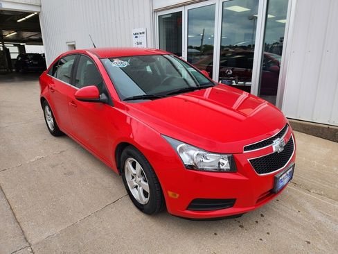 Used 2014 Chevrolet Cruze LT image 4