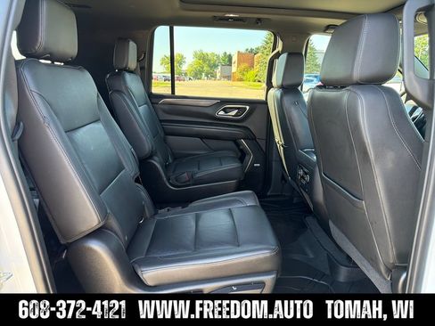 Used 2021 Chevrolet Suburban Z71 w/ Z71 Signature Package AWD/4WD image 35