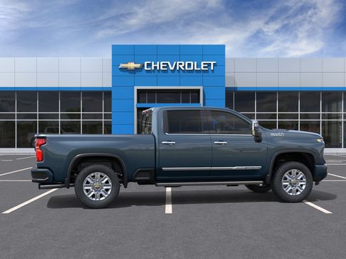 New 2026 Chevrolet Silverado 2500 High Country w/ High Country Premium Package AWD/4WD image 5