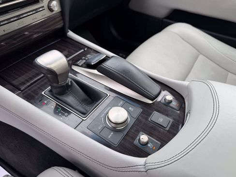Used 2014 Lexus LS 460 w/ Comfort Package RWD image 23
