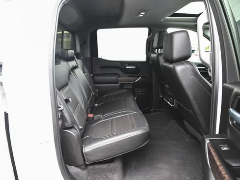 Used 2022 GMC Sierra 1500 Denali w/ Denali Reserve Package image 18