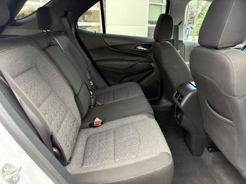 Used 2024 Chevrolet Equinox LT AWD/4WD image 21