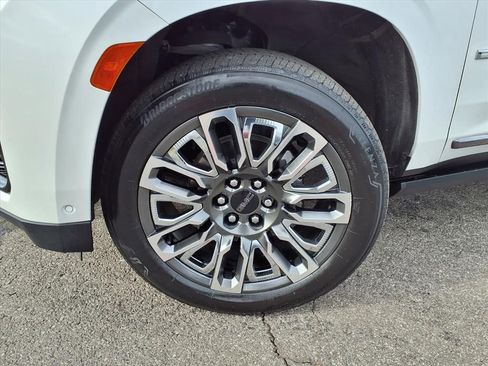 Certified 2024 GMC Yukon XL Denali Ultimate image 43