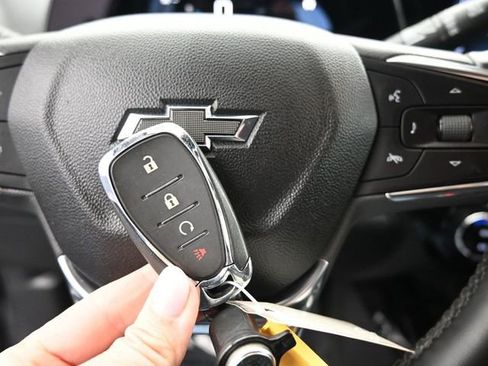 Used 2024 Chevrolet Trax ACTIV w/ Driver Confidence Package image 35