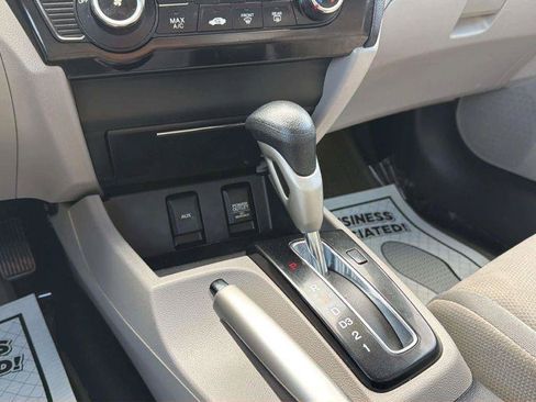 Used 2013 Honda Civic LX image 22