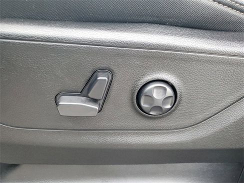 Used 2021 RAM 1500 Big Horn image 19