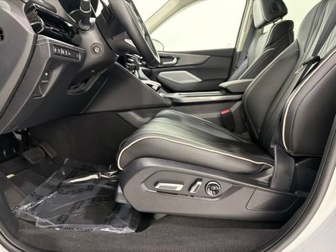 Certified 2026 Acura MDX SH-AWD w/ Advance Package image 14