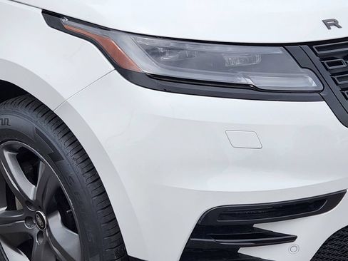 Used 2025 Land Rover Range Rover Velar Dynamic SE AWD/4WD image 28
