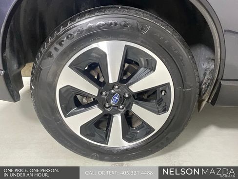 Used 2017 Subaru Forester 2.5i Premium w/ All-Weather Package AWD/4WD image 10