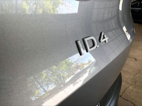 Used 2023 Volkswagen ID.4 Pro S image 11