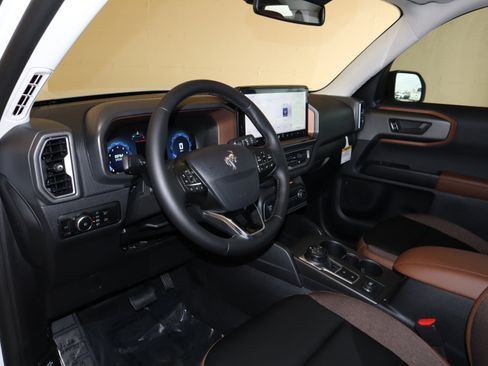 New 2025 Ford Bronco Sport Outer Banks w/ Outer Banks Tech Package+ image 21