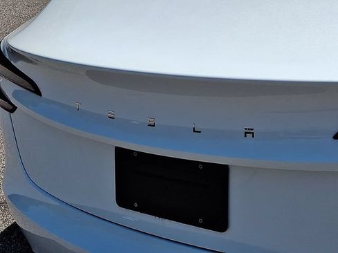 Used 2025 Tesla Model 3 Long Range RWD image 34