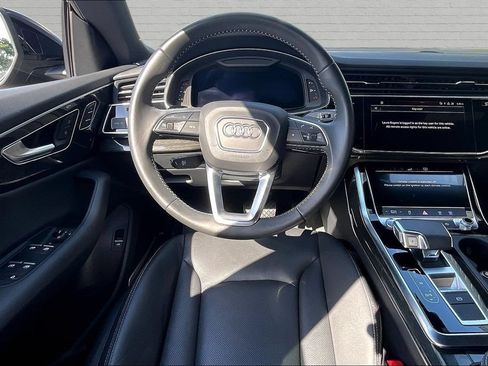 Used 2020 Audi Q8 Premium Plus w/ Premium Plus Package AWD/4WD image 8