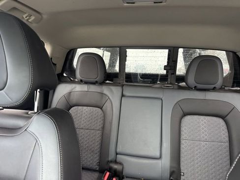 Used 2018 Chevrolet Colorado Z71 image 27