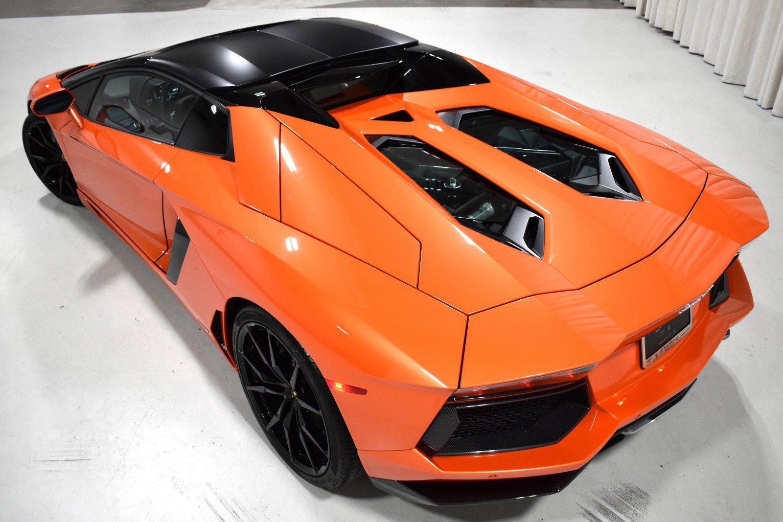 Used 2015 Lamborghini Aventador LP 700-4 AWD/4WD image 19