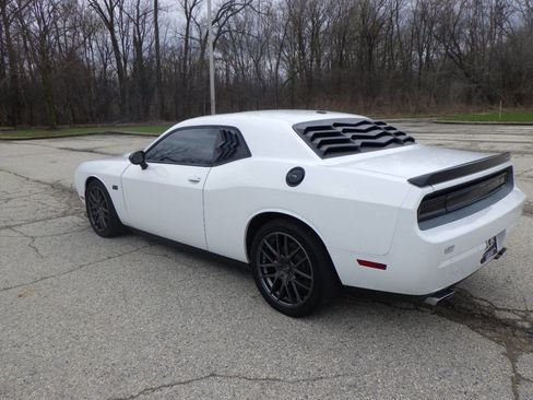Used 2014 Dodge Challenger SRT8 Core w/ Satin Vapor Edition image 3