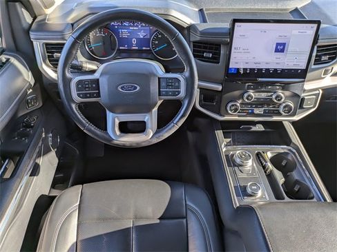Certified 2024 Ford Expedition XLT image 15