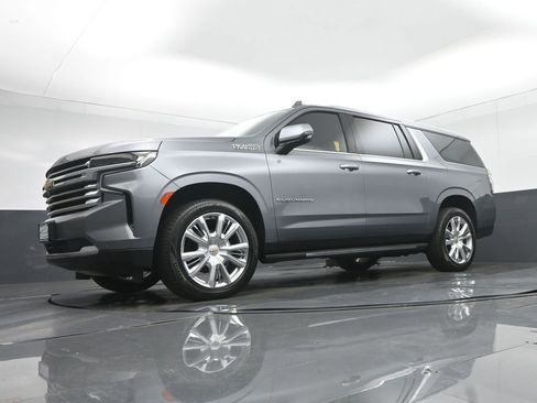 Used 2021 Chevrolet Suburban High Country image 77