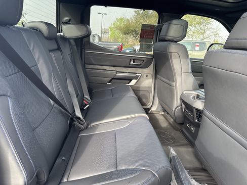 New 2025 Toyota Tundra Platinum image 30