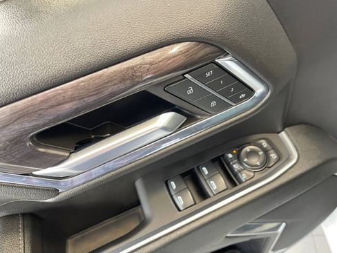 Used 2024 Chevrolet Silverado 2500 LTZ image 20