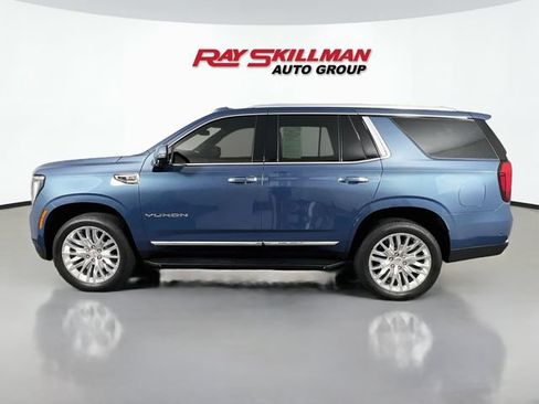 Used 2025 GMC Yukon Elevation AWD/4WD image 4