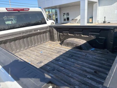 Used 2024 Chevrolet Silverado 2500 Custom w/ Custom Value Package image 28