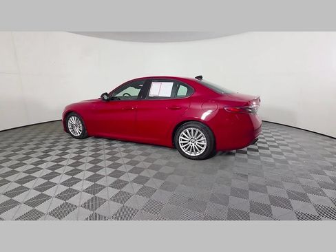 Used 2024 Alfa Romeo Giulia Sprint RWD image 44