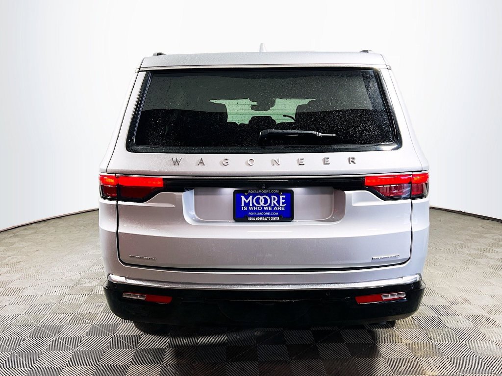 Used 2022 Jeep Wagoneer Series III w/ Convenience Group I AWD/4WD image 6