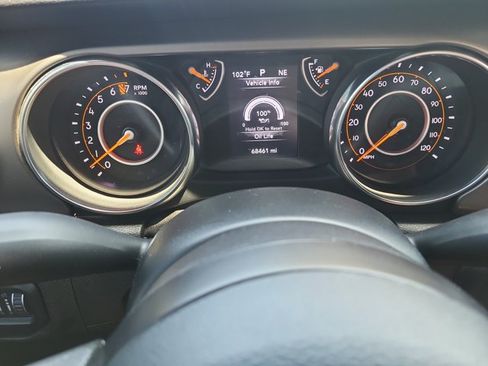 Used 2018 Jeep Wrangler Sport AWD/4WD image 25