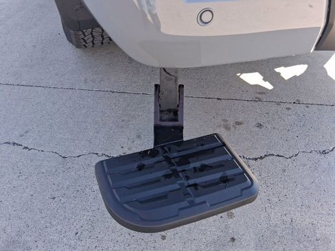 New 2026 Nissan Frontier Pro-X w/ Tow Package RWD image 9
