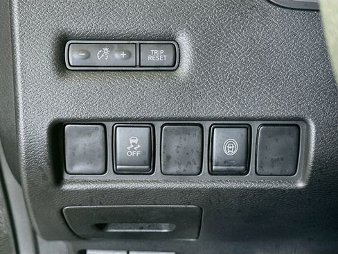 Used 2024 Nissan Murano SV AWD/4WD image 16