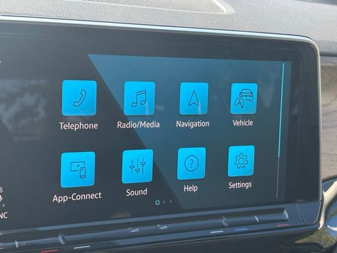 New 2026 Volkswagen Atlas SE FWD image 15