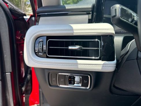 New 2026 Lincoln Aviator Reserve w/ Jet Appearance Package AWD/4WD image 24