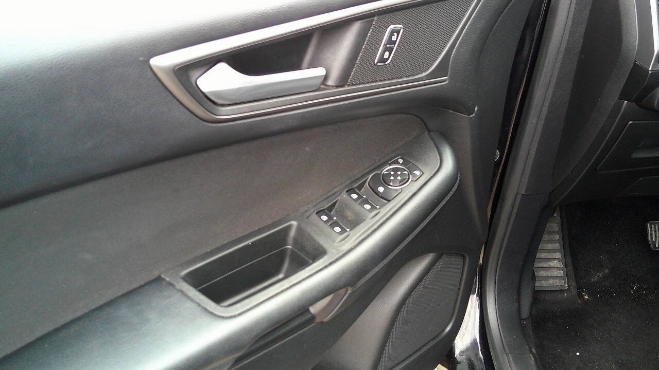 Used 2016 Ford Edge SE AWD/4WD image 18
