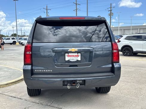 Used 2020 Chevrolet Suburban LT AWD/4WD image 6